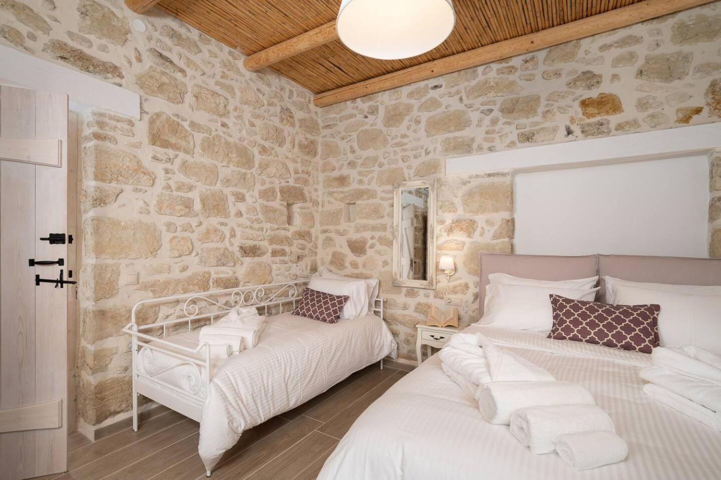 Physis Country House Near Matala Beach & Faistos Kouses Eksteriør billede